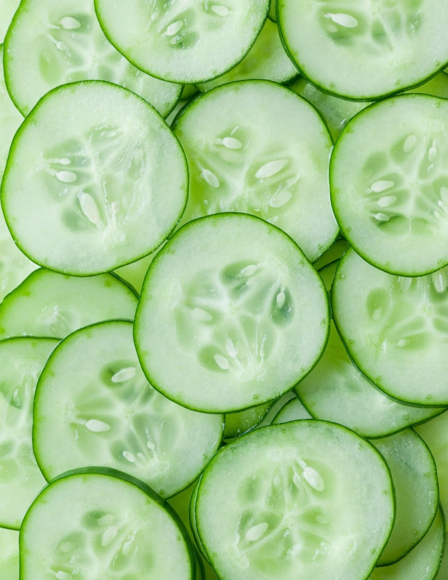 Fresh produce specials this week with Cucumbers, Sweet Onions, Grape Tomatoes and Cosmic Crisp Apples!

#organic #freshproduce