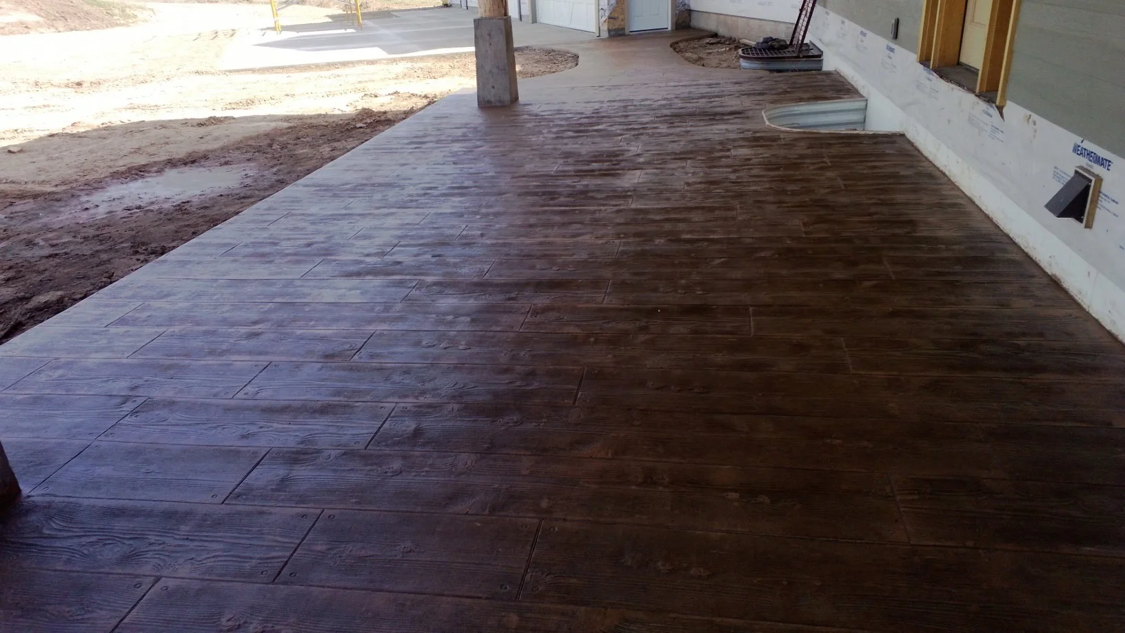 front patio 2.jpg