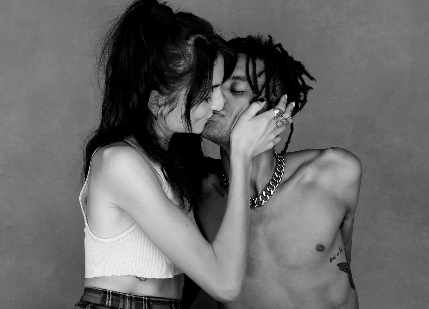 Bold as love. 

Satchi et Sylvain, Beachwood Canyon June 2021

#love #newyork #paris #losangeles #photostudio #blackandwhite #portrait #friends