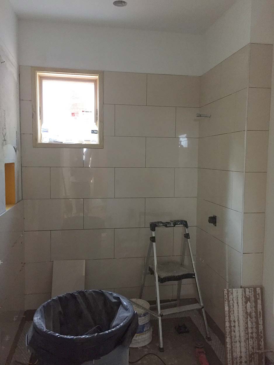 051617 wall tile, main floor bath.jpg