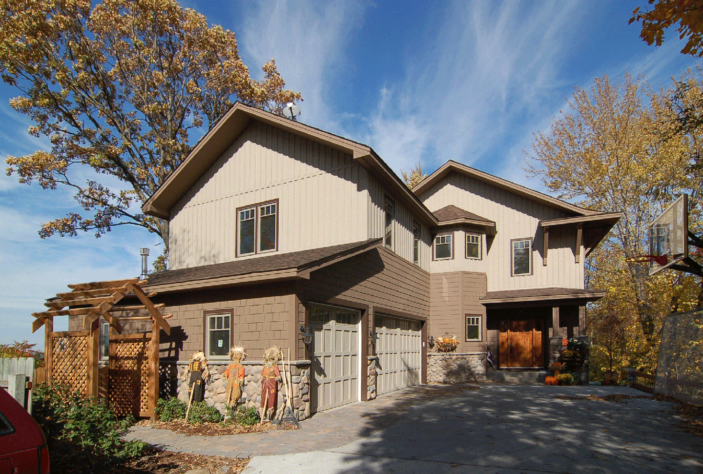 New house on Lake Minnetonka for a multi-generational family.