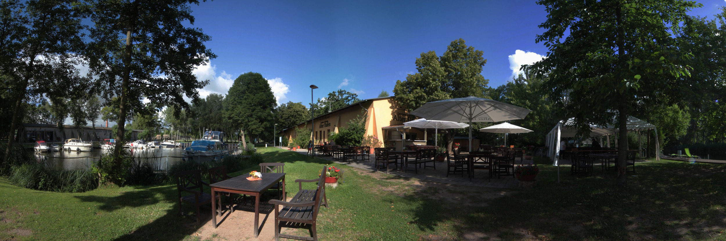 Die Restauration und ension 'Alte Ziegelei' in Zehndenik