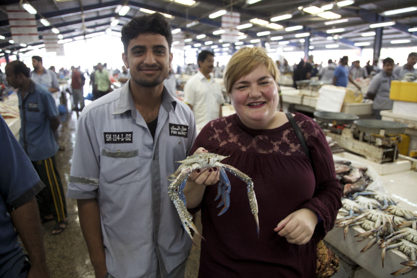 Eva hat ein unwiderstehliche Wirkung auf Fischhändler...
