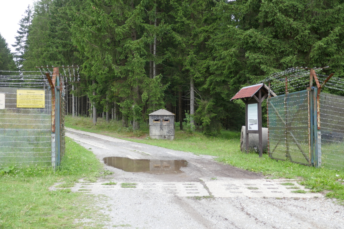 Zugang zum Sperrbezirk