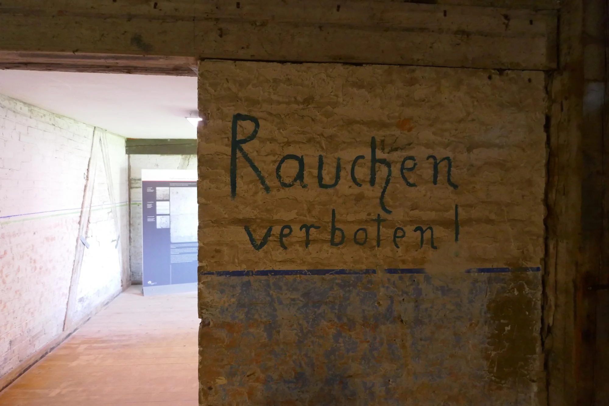 Gedenkstätte Laura Grafitti aus LPG-Zeiten.jpg