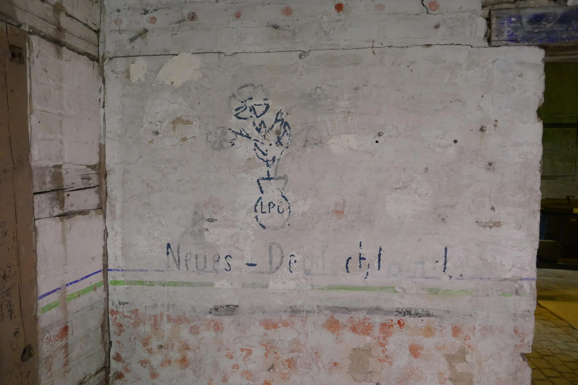 Gedenkstätte Laura Grafitti aus LPG-Zeiten2.jpg