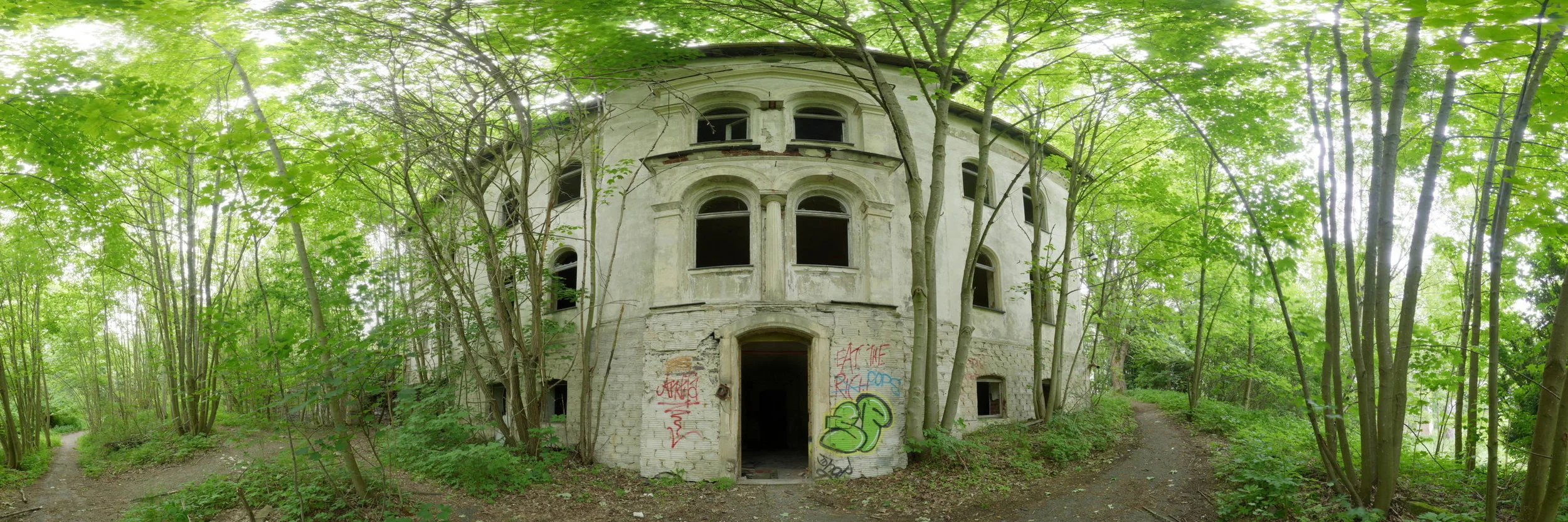 Villa1.jpg