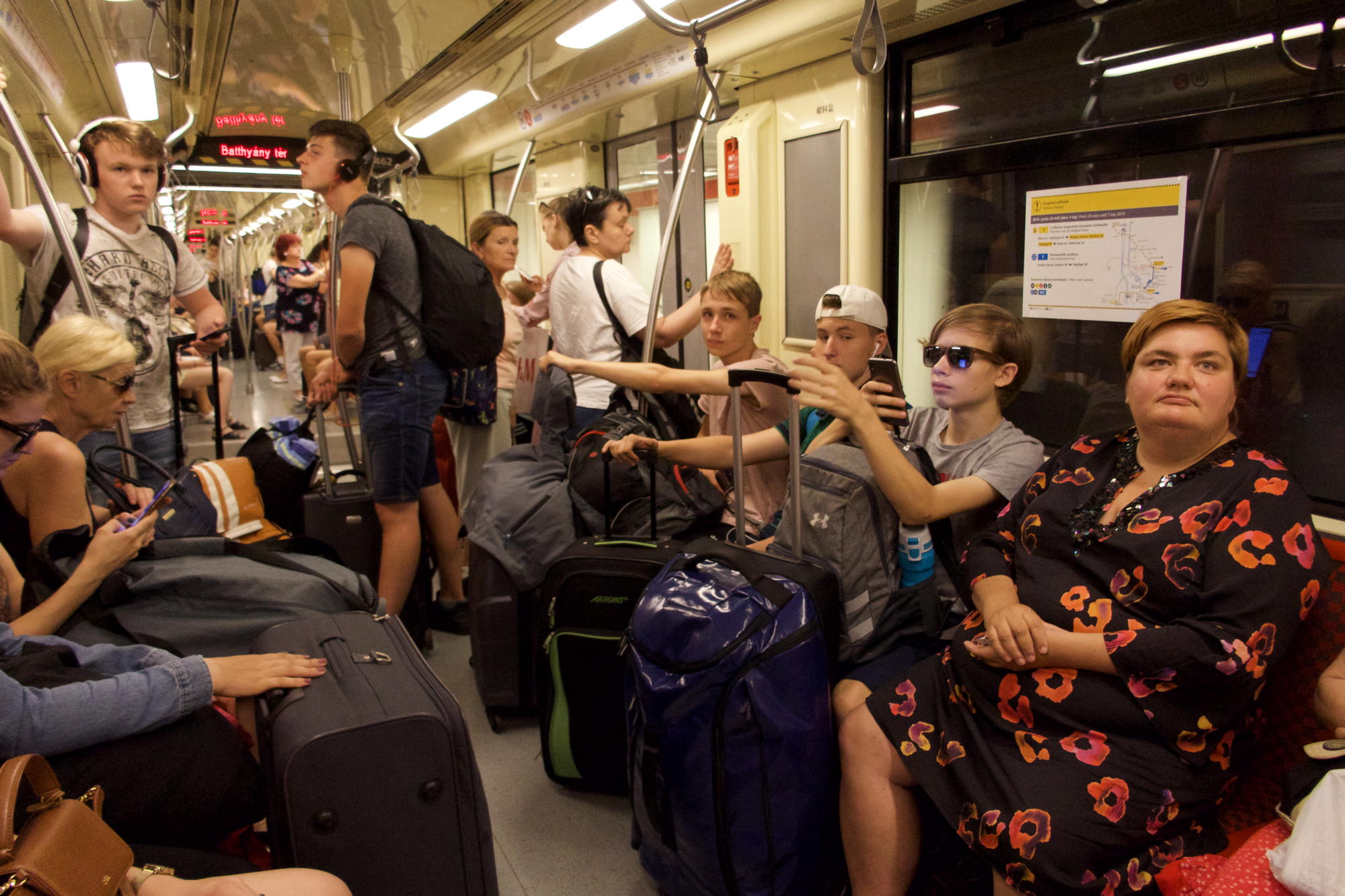 U-Bahnfahren in Budapest.jpg