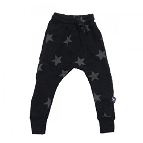 These Nununu Baggy Star Pants have a super cool Slouchy Sweatpants Fit and are very comfy Sweats with an Allover Star Print. And they are Unisex… I Love that!