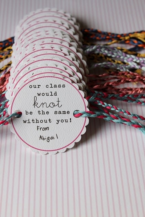 These Friendship Bracelet Valentines can easily be made by keeping the bracelet a basic braid, and the card is a free download file! I Love these and thank you dandee-designs for such Friendly Valentines! 