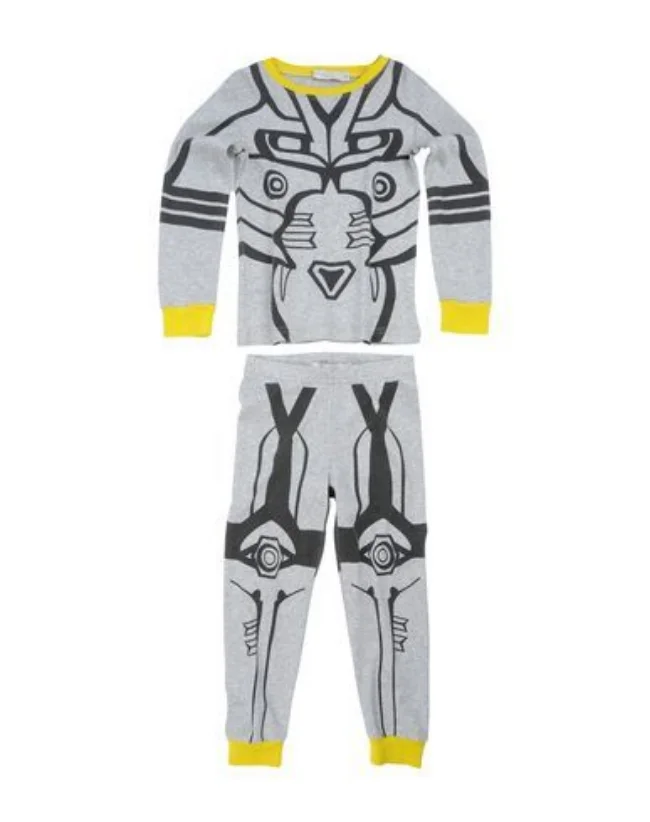These Stella McCartney LOUIE PYJAMAS are a soft and cozy organic cotton with a super cool Robot Print. Boys will love getting ready for bed in these Cool Robot Print two-piece Pajamas with fun pop color as trim.