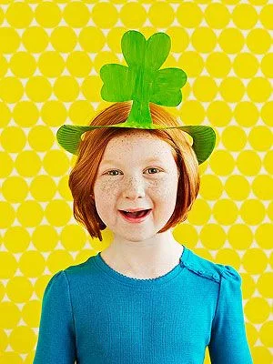 Happy St. Patrick's Day: Fun DIY Shamrock Paper Hat