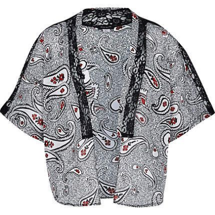 River Island PAISLEY PRINT KIMONO - Style your daughter in this cool black paisley print Kimono that has lace panels.
