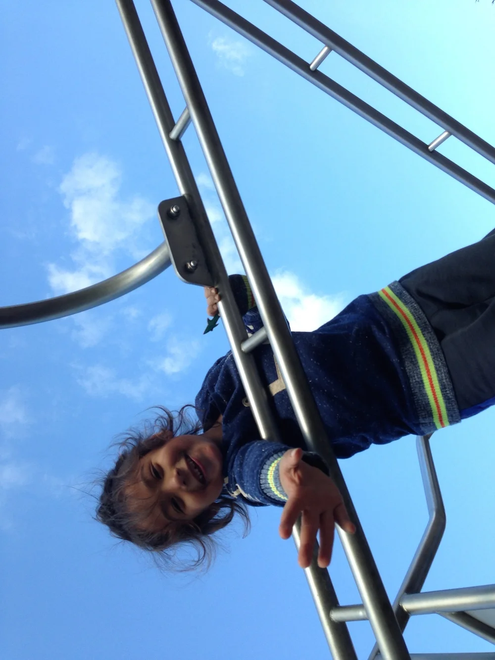 Mario Discovers Nordpark in Düsseldorf