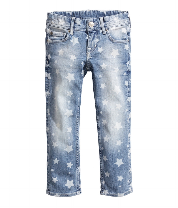 These H&M Slim Jeans for Girls have a cool Allover Star Print on a washed stretch denim that is so versatile your daughter can dress them up or dress them down. Your little one will want to wear these all the time, and for $19.95 they are a great deal!