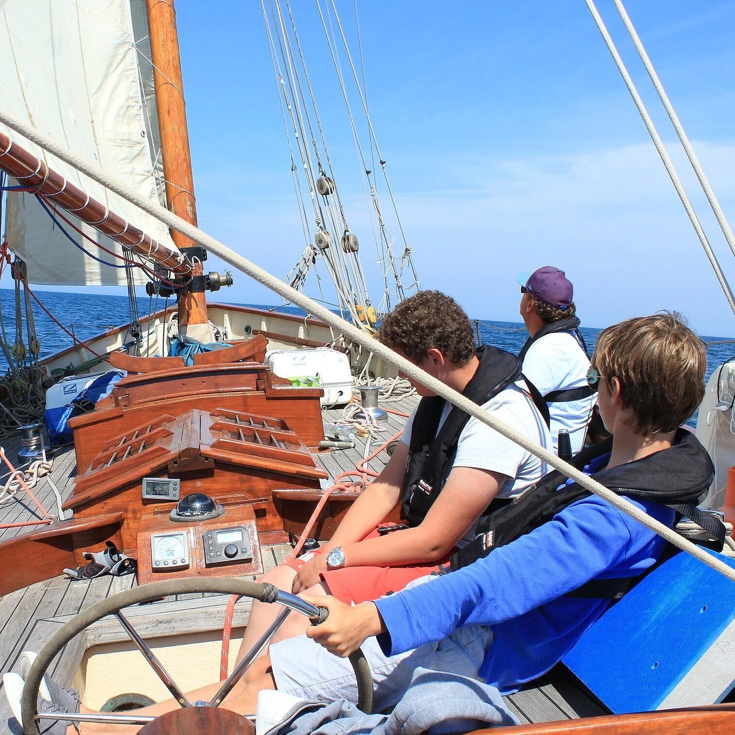 sailing therapy for teen PTSD