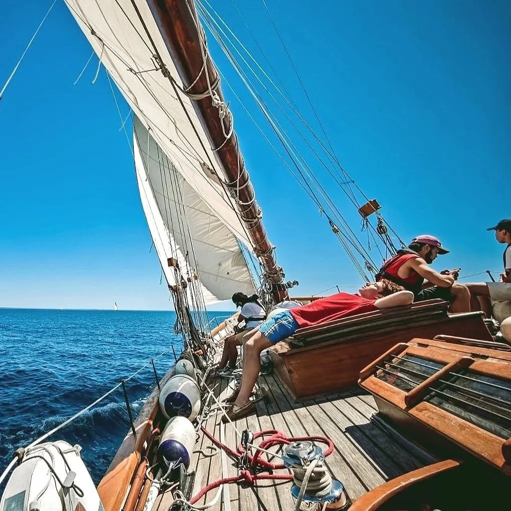 ChatGPT said: um dos melhores acampamentos de vela da Europa para adolescentes