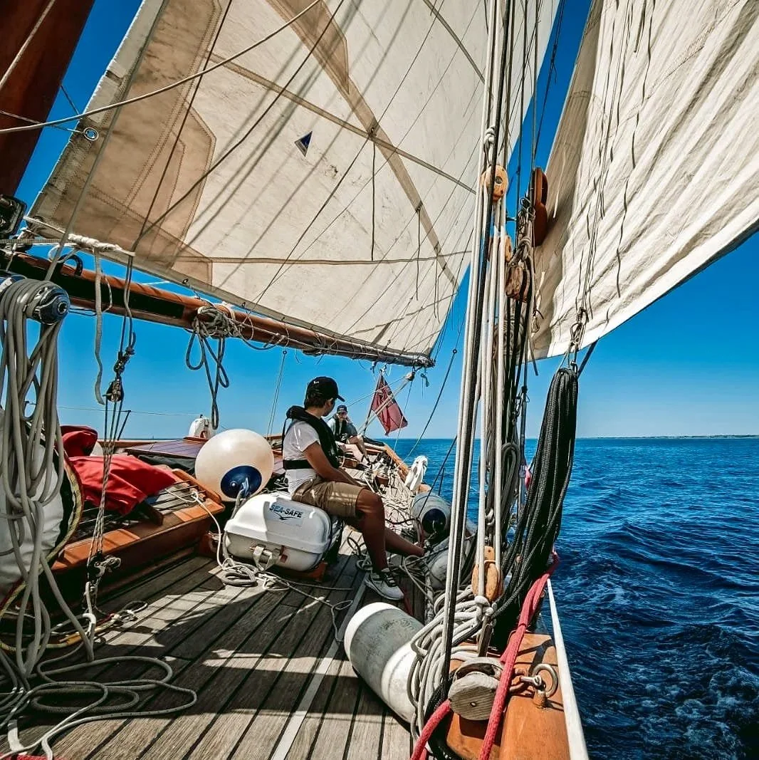 European small-yacht adventure sailing for high-school students