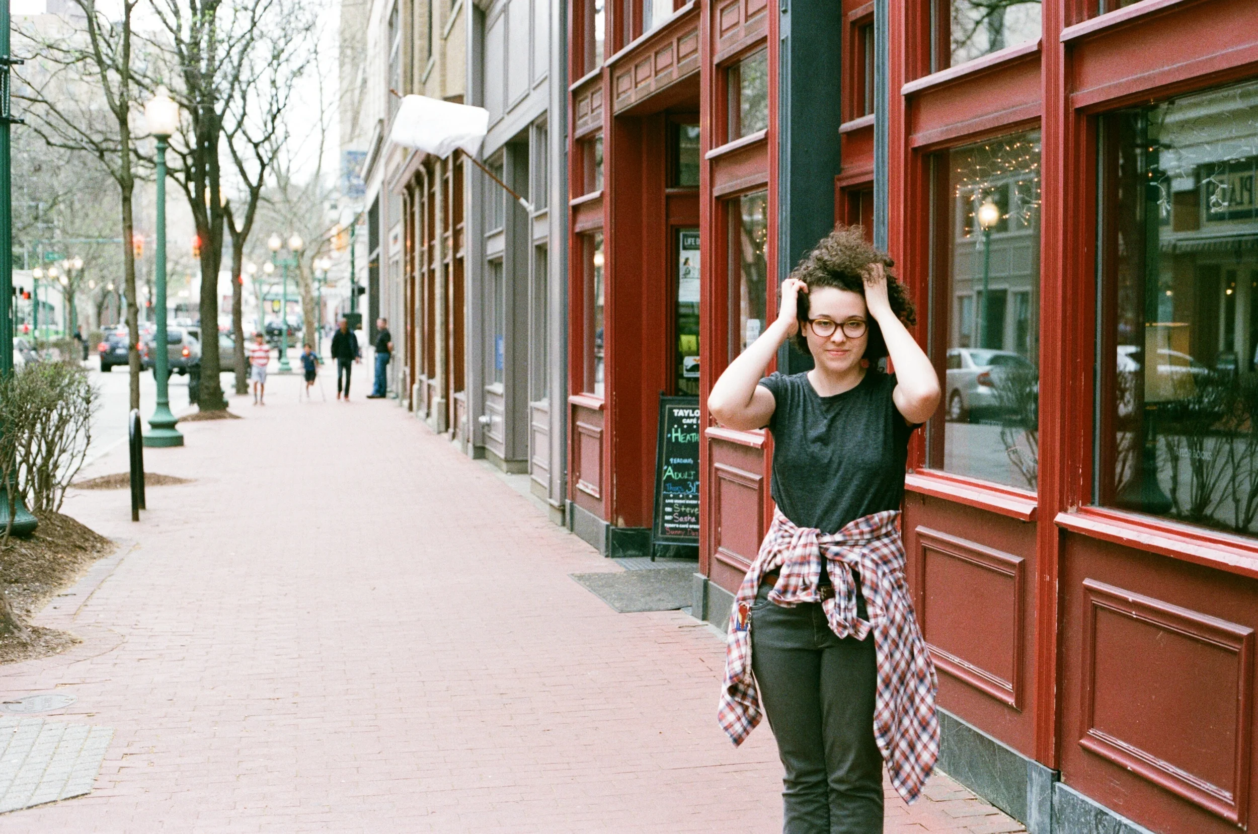 I'm not as good of a photographer as Taylor but she still looks cool as per usual. 