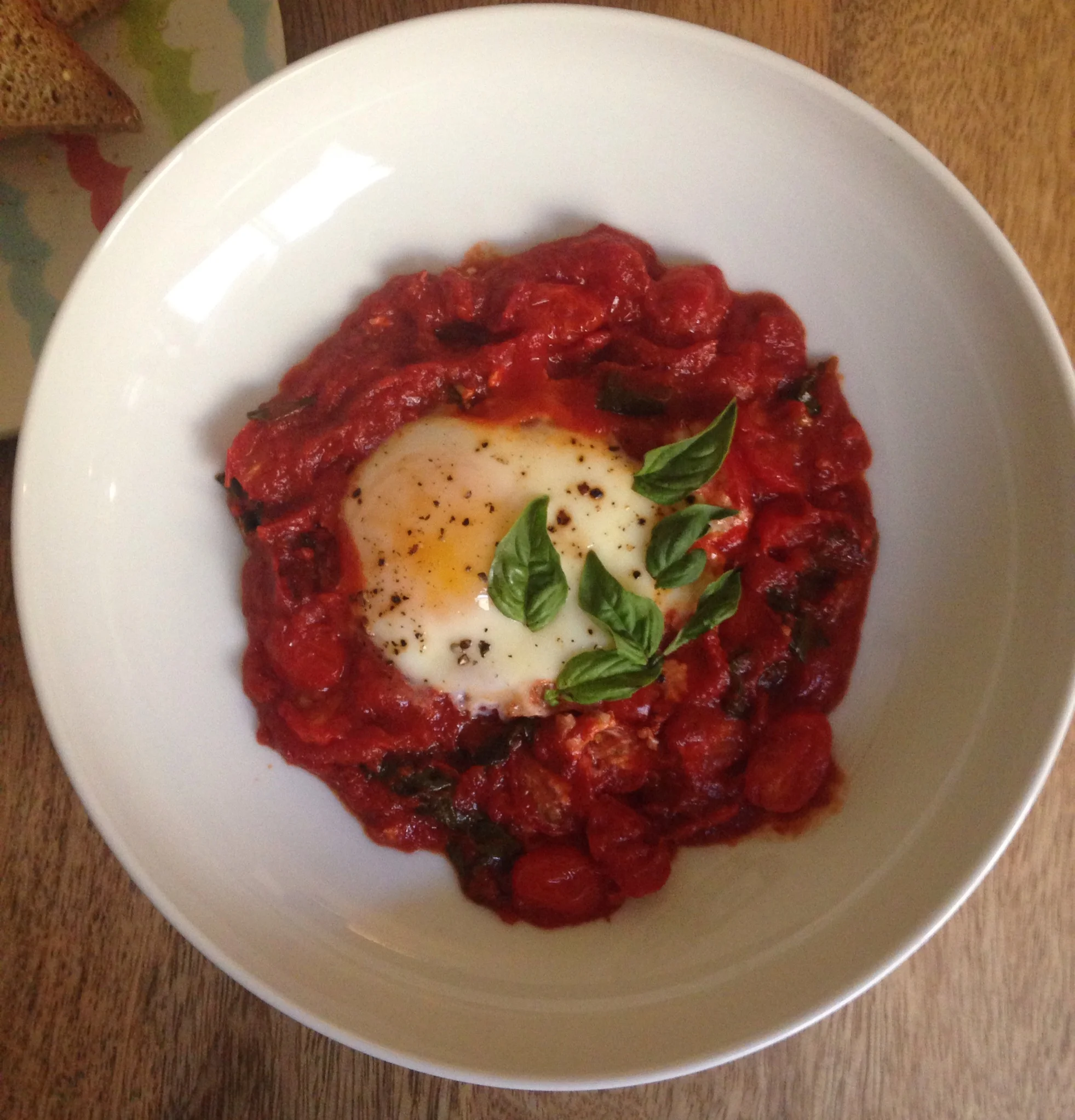 Quick Breakfast - Eggs Simmered in Tomato Sauce