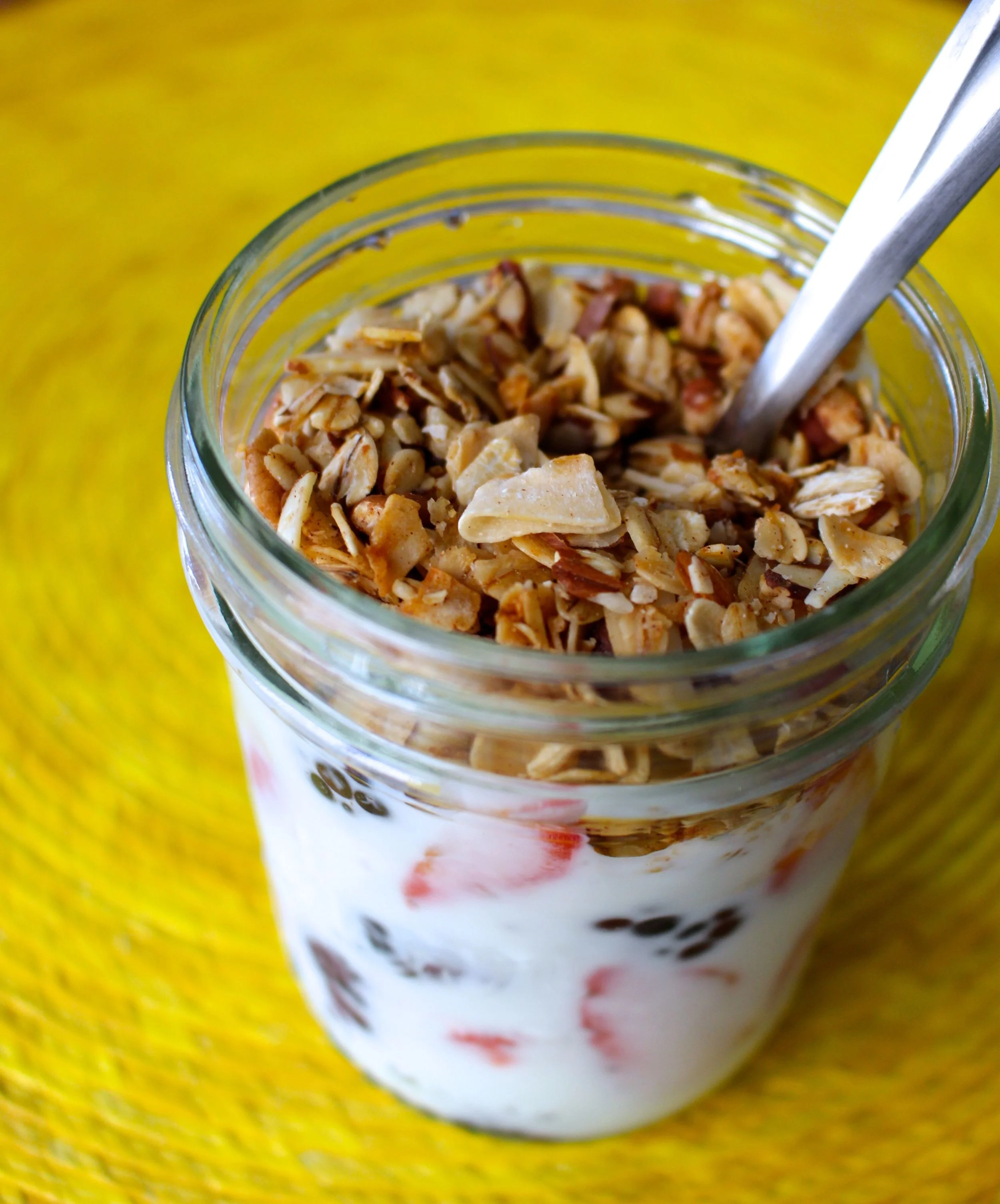 Granola, yogurt and berry breakfast