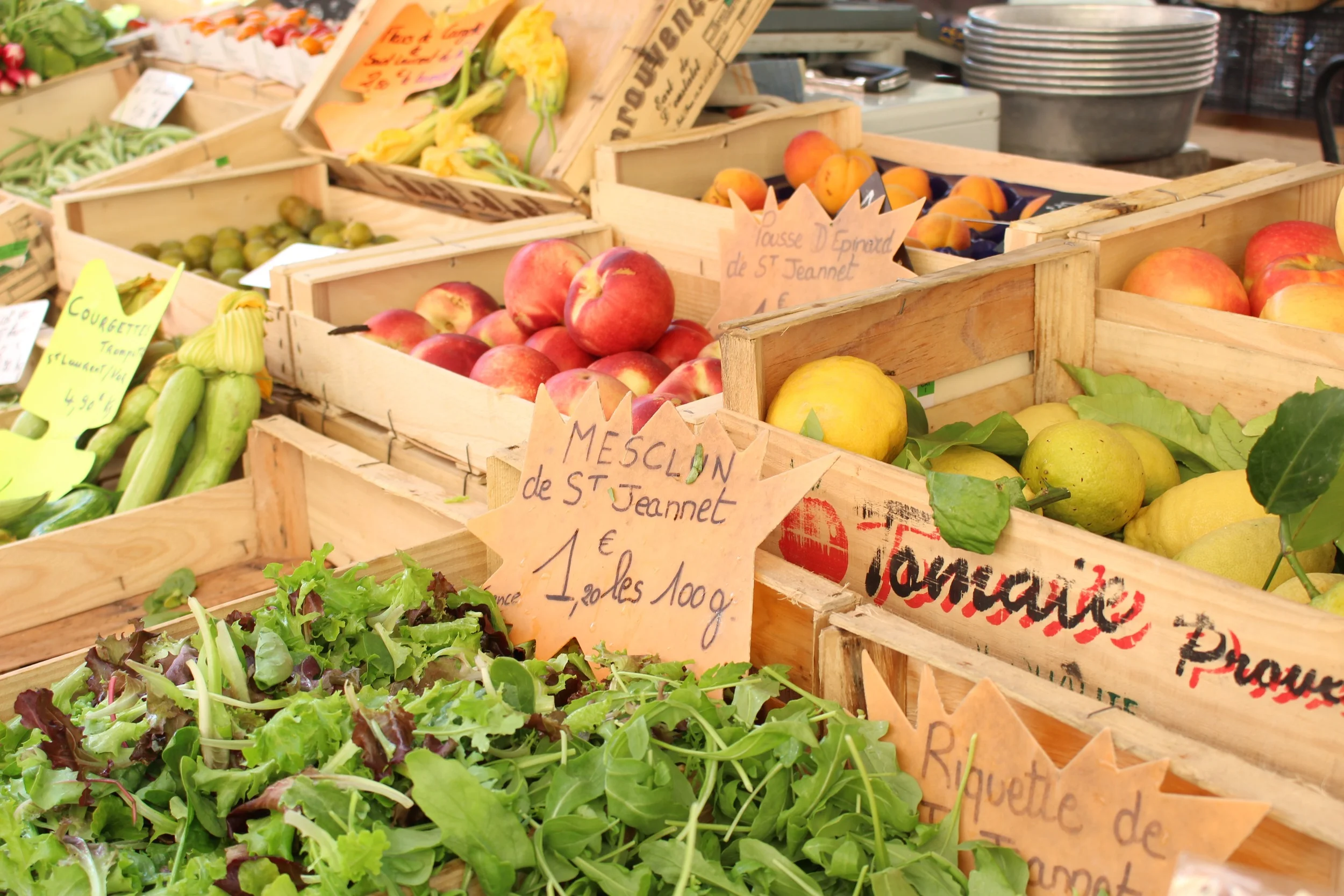 produce at Cours Salaya, Nice