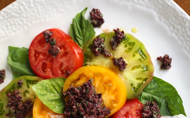 Heirloom Tomato and Tapenade Salad