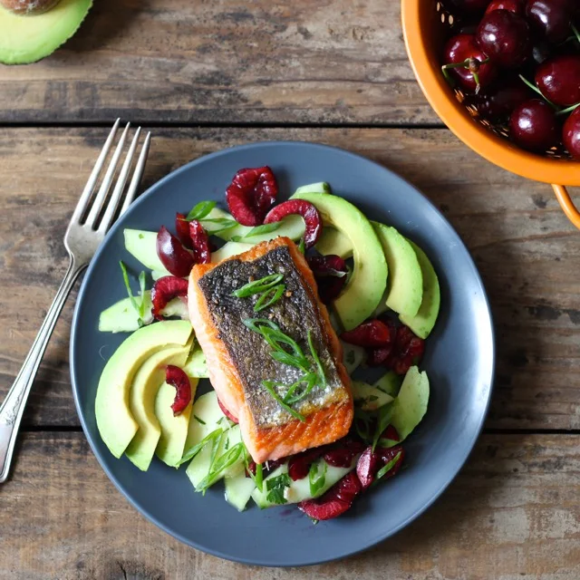 Salmon with Cucumber, Cherry and Avocado