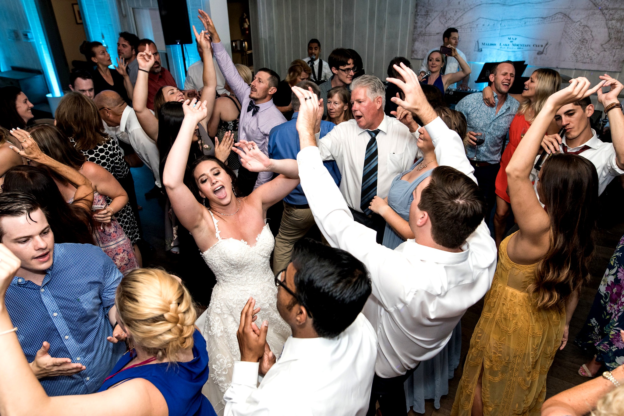 MollyKyle-Crowd+Shot.jpg