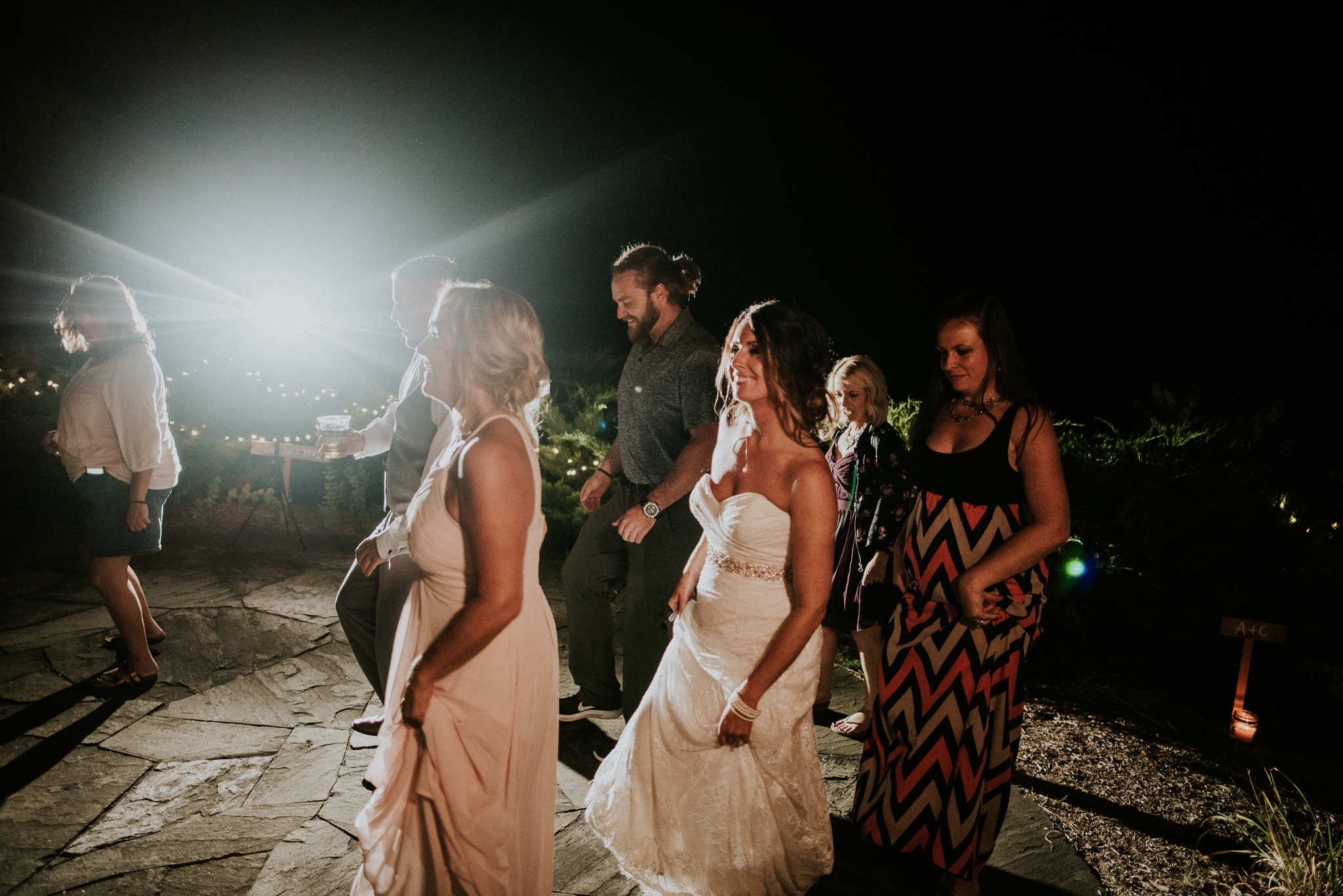 Traverse City Wedding Photographer | Miss Lyss Photography | www.misslyssphotography.com