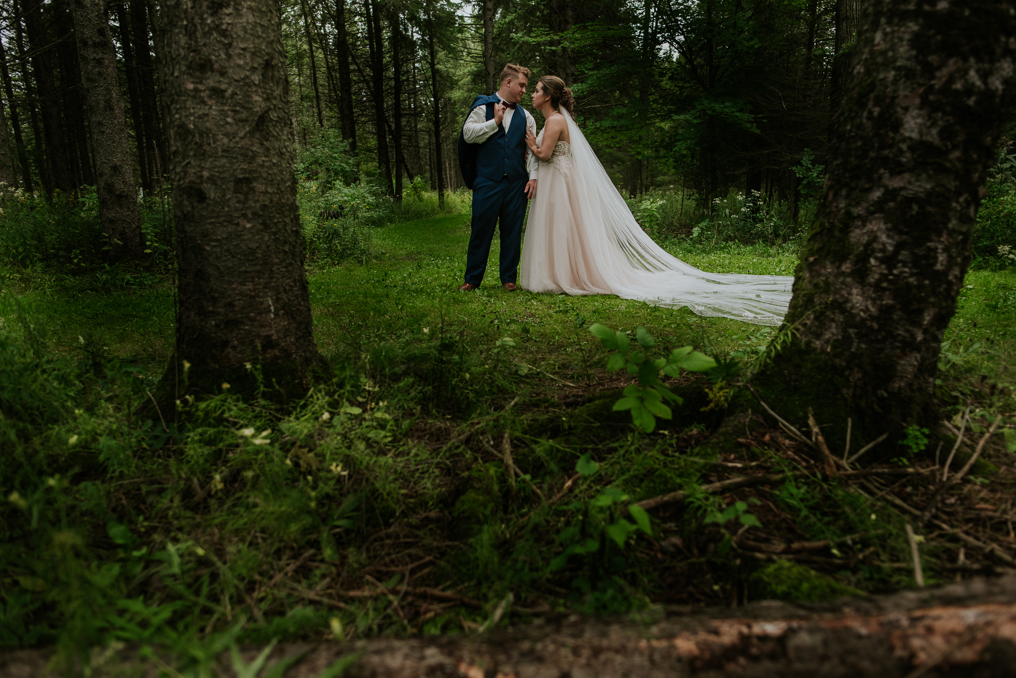 Wisconsin Wedding Photographer | Marshfield, WI | Miss Lyss Photography | www.misslyssphotography.com