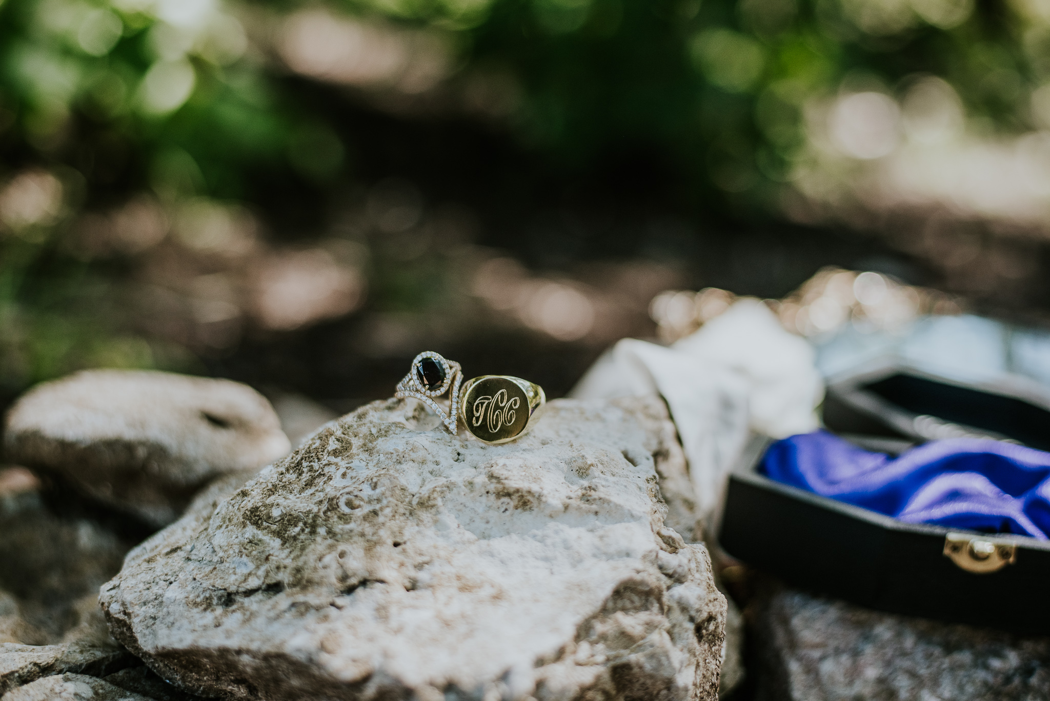 Texas Wedding Photographer | Five Oaks Farm, TX | Miss Lyss Photography | www.misslyssphotography.com