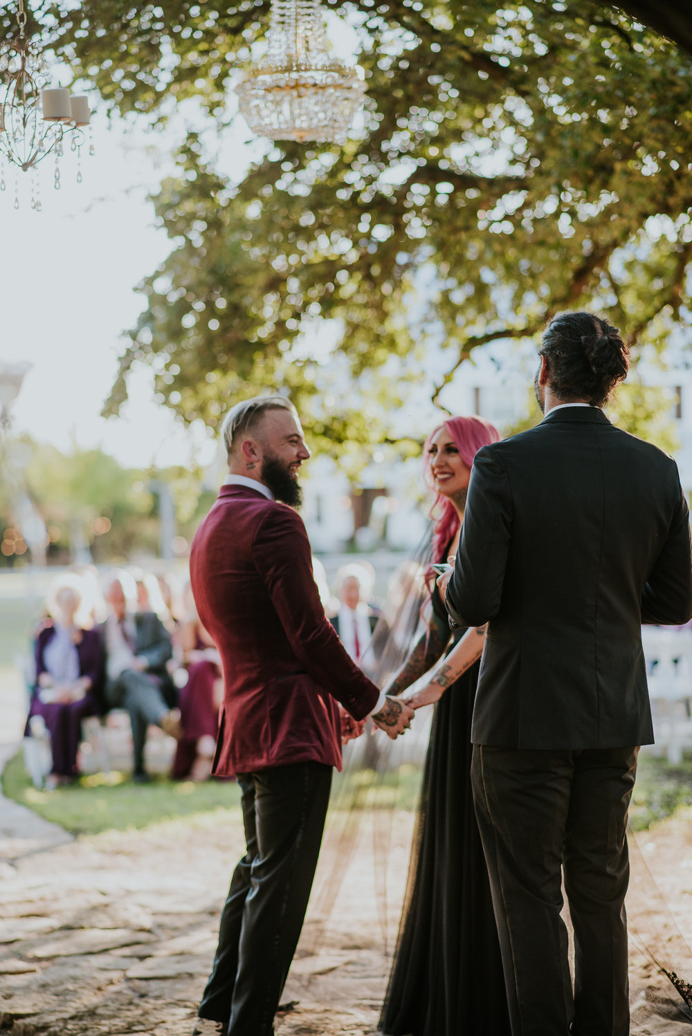 Texas Wedding Photographer | Five Oaks Farm, TX | Miss Lyss Photography | www.misslyssphotography.com