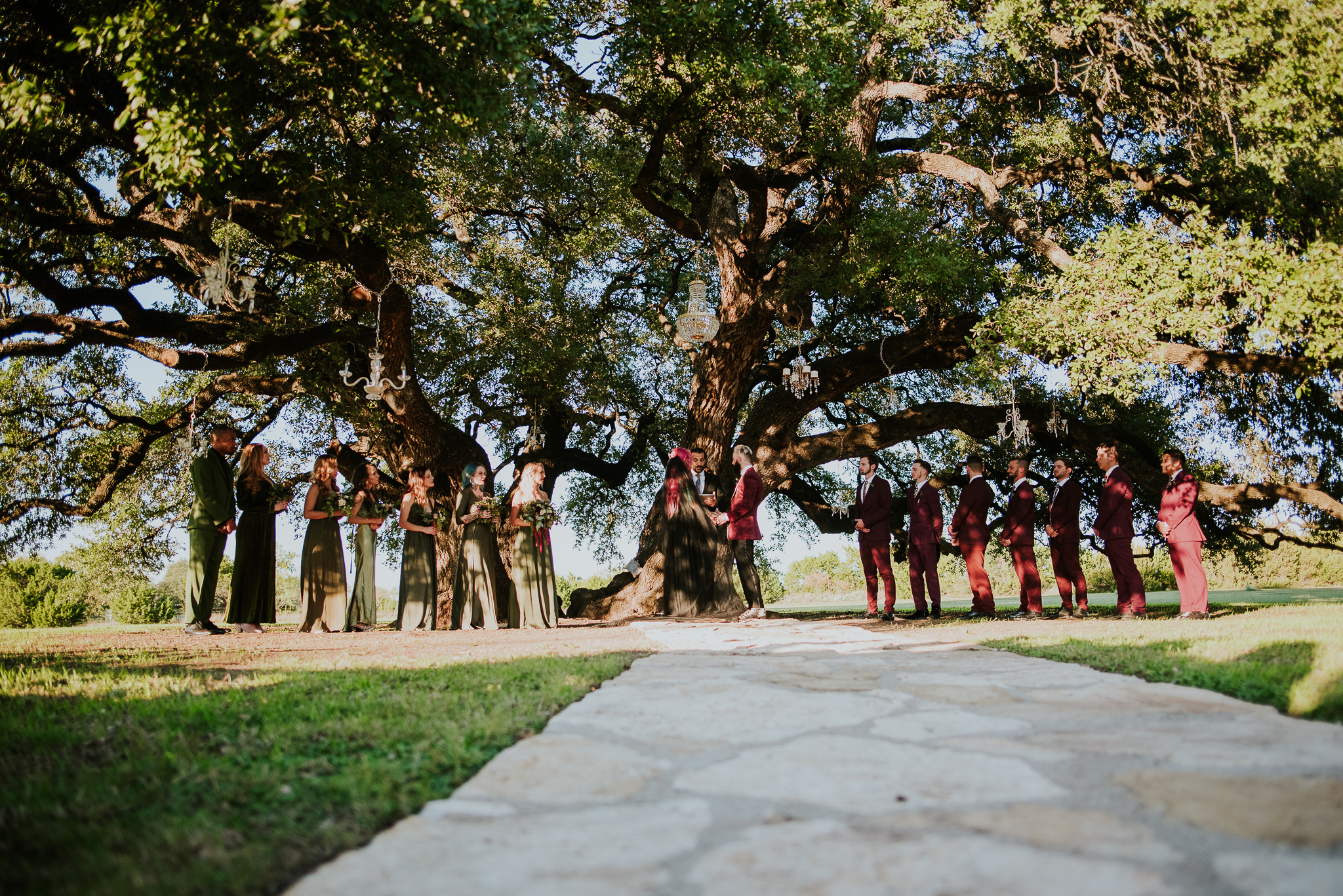 Texas Wedding Photographer | Five Oaks Farm, TX | Miss Lyss Photography | www.misslyssphotography.com