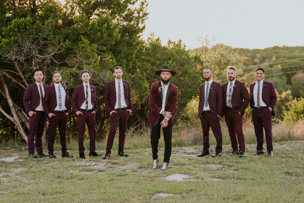 Texas Wedding Photographer | Five Oaks Farm, TX | Miss Lyss Photography | www.misslyssphotography.com