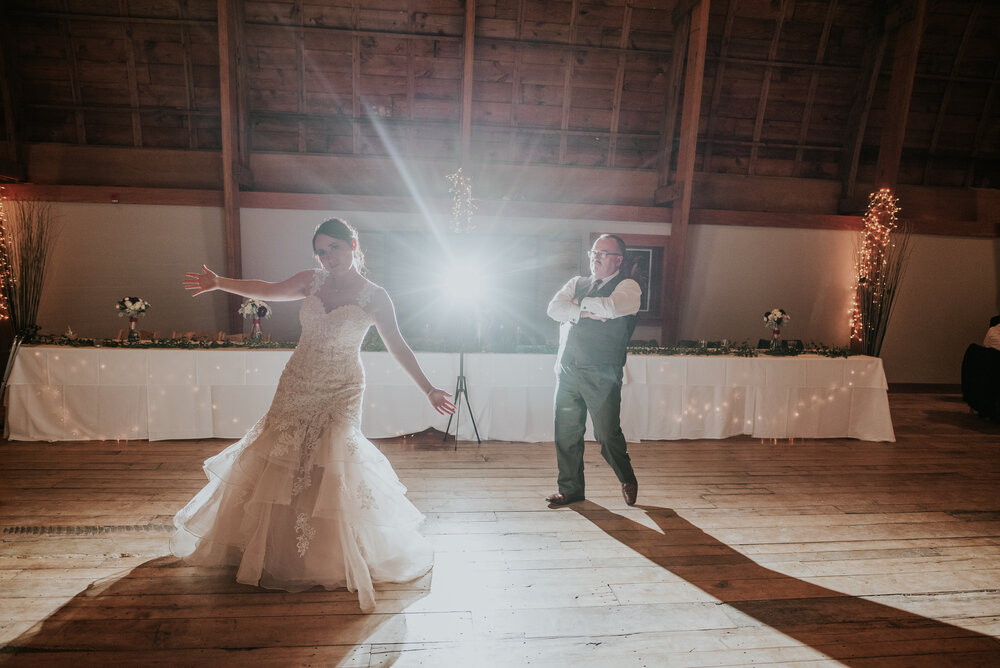 The Cathedral Barn | Traverse City, MI | Miss Lyss Photography | www.misslyssphotography.com