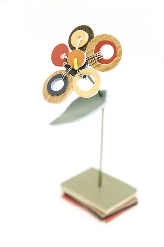 single flower stand.jpg