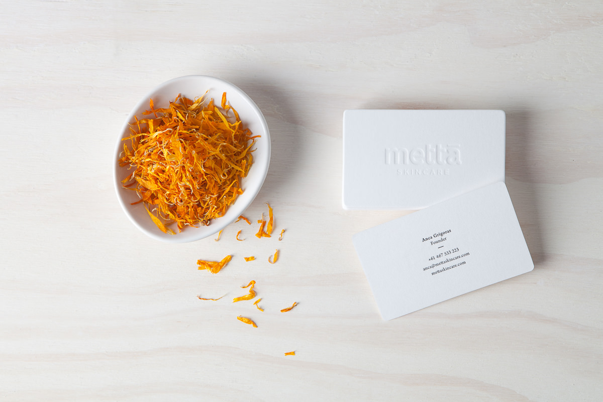 Foliolio - Business Card Photography - Metta Portfolio Photography