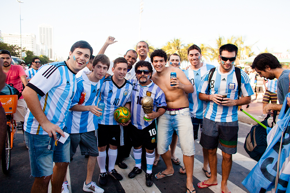 thehundreds-shayna-batya-brazil-copacabana-fifa-fan-fest-final-germany-argentina-018.jpg