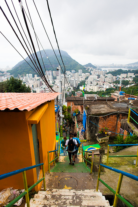 thehundreds-shayna-batya-rio-de-janeiro-favela-011.jpg