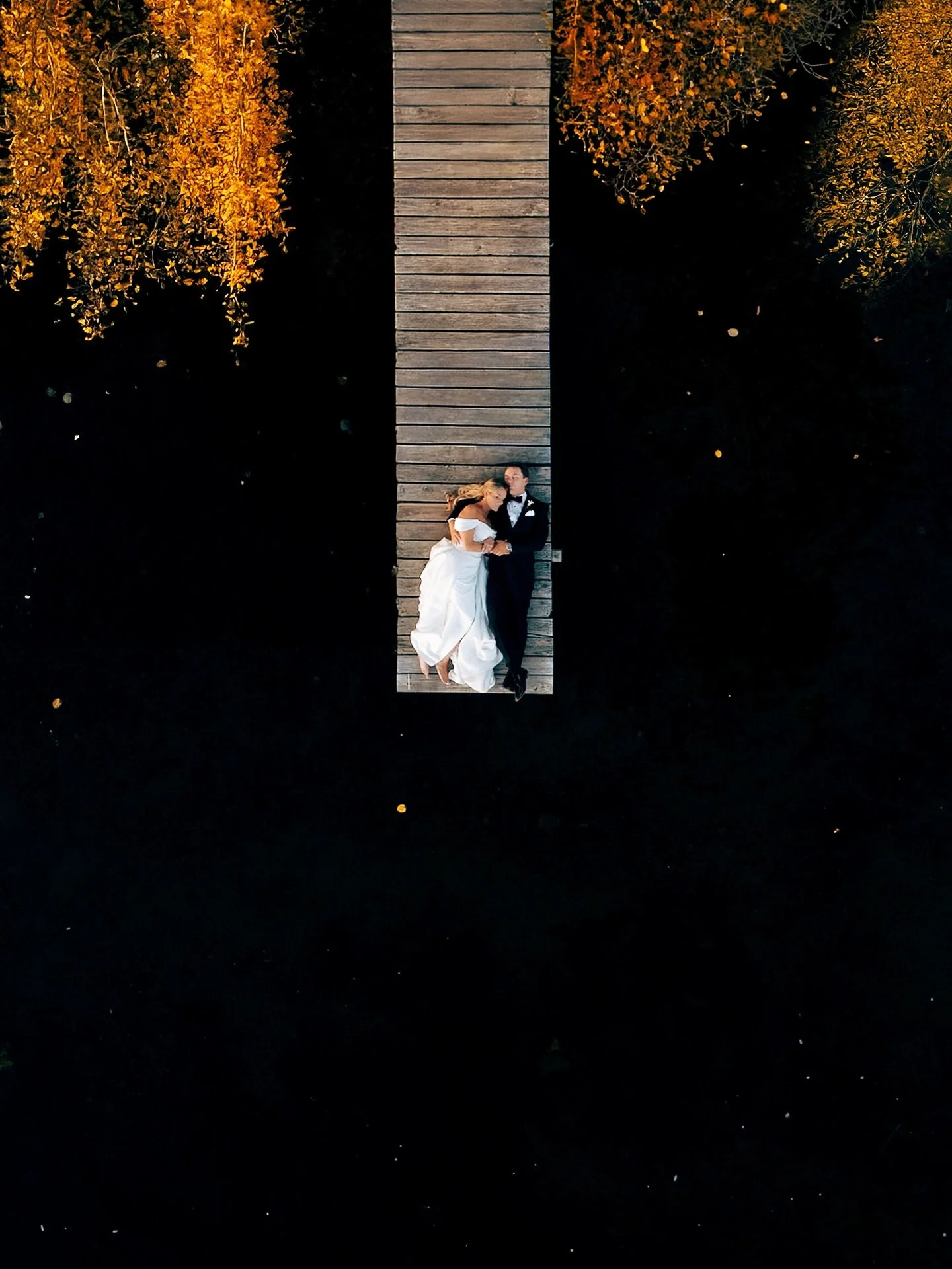 Thomas + Alexa -  Lake Pearl 

&hellip;.

Wedding Planner: @mkyourdreamday
Venue: @lakepearlwrentham
Photographer: @kanphotography
Videographer: @shutterandsound
Hair: @mybighairday
Makeup: @deannaelysemua
Band: @beachnightsband
Florist: @judysvillag