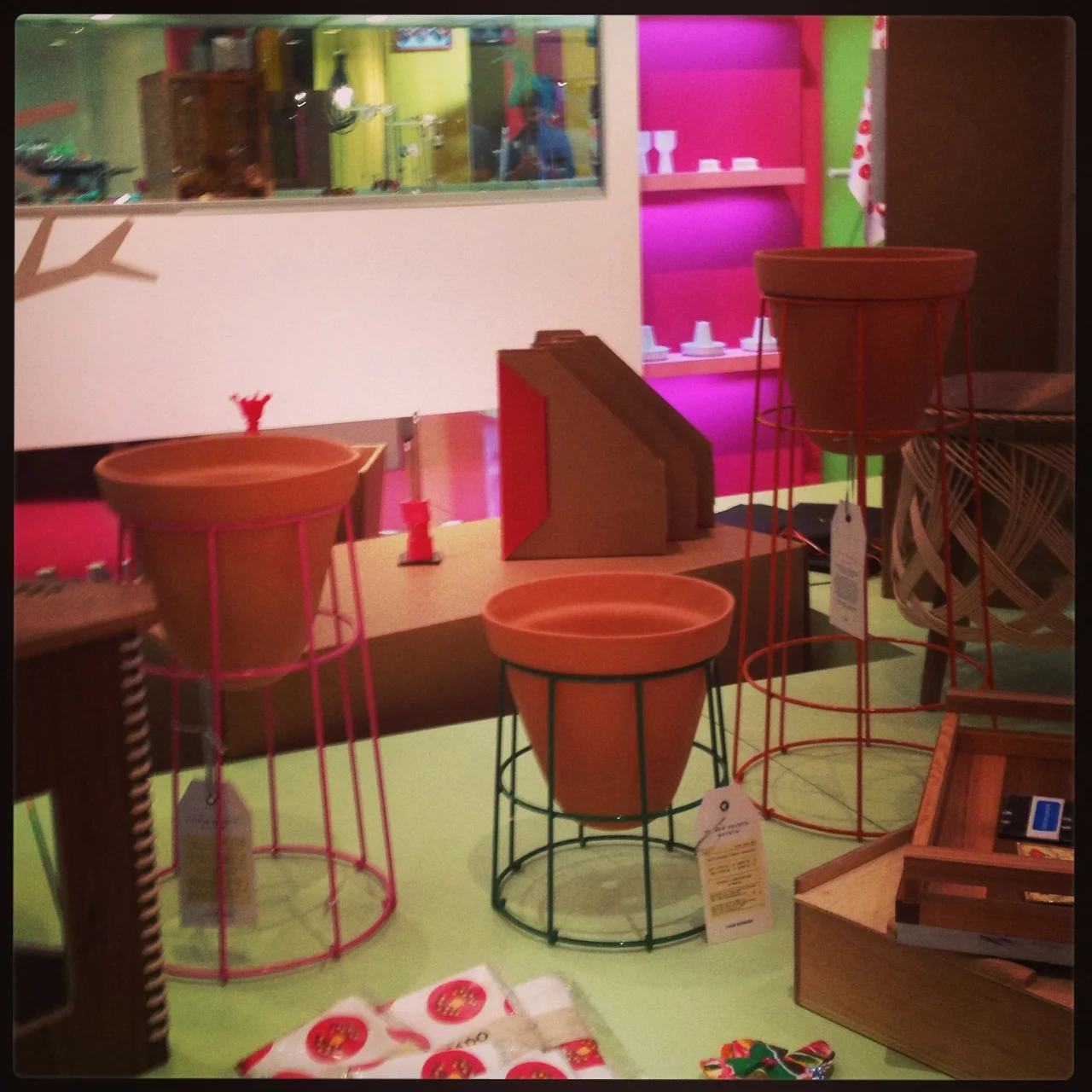 Casa Bosques at Museum MARCO gift shop
We’ve added another retailer for our Casa Bosques project, the renown Museum of Contemporary Art in Monterrey MARCO! Now you can shop our First Object planters, soon our Second Object cups and other Casa Bosque…