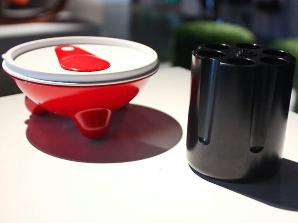 Talento Local exhibition at Design Week Monterrey
As part of CEDIM’s Design Week Monterrey, Toc Toc curated "Talento Local" an exhibition about the work of young talents working in Monterrey. A special black edition of my Choose your bullets d…