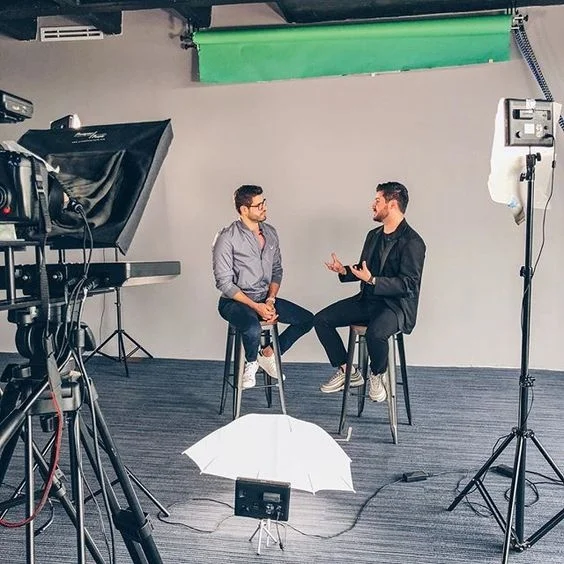 PRESS: Business and design - BANREGIO