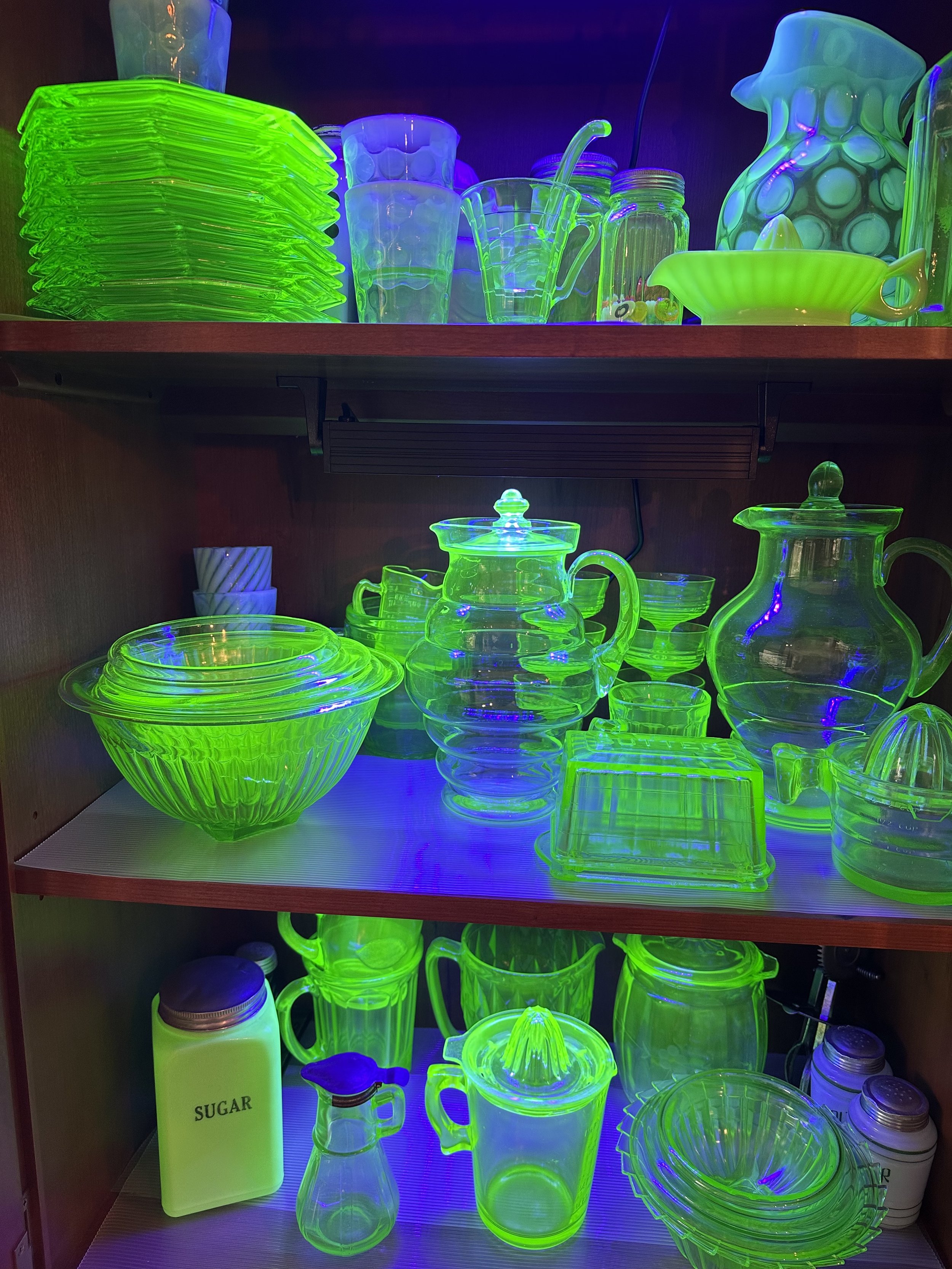 URANIUM GLASS