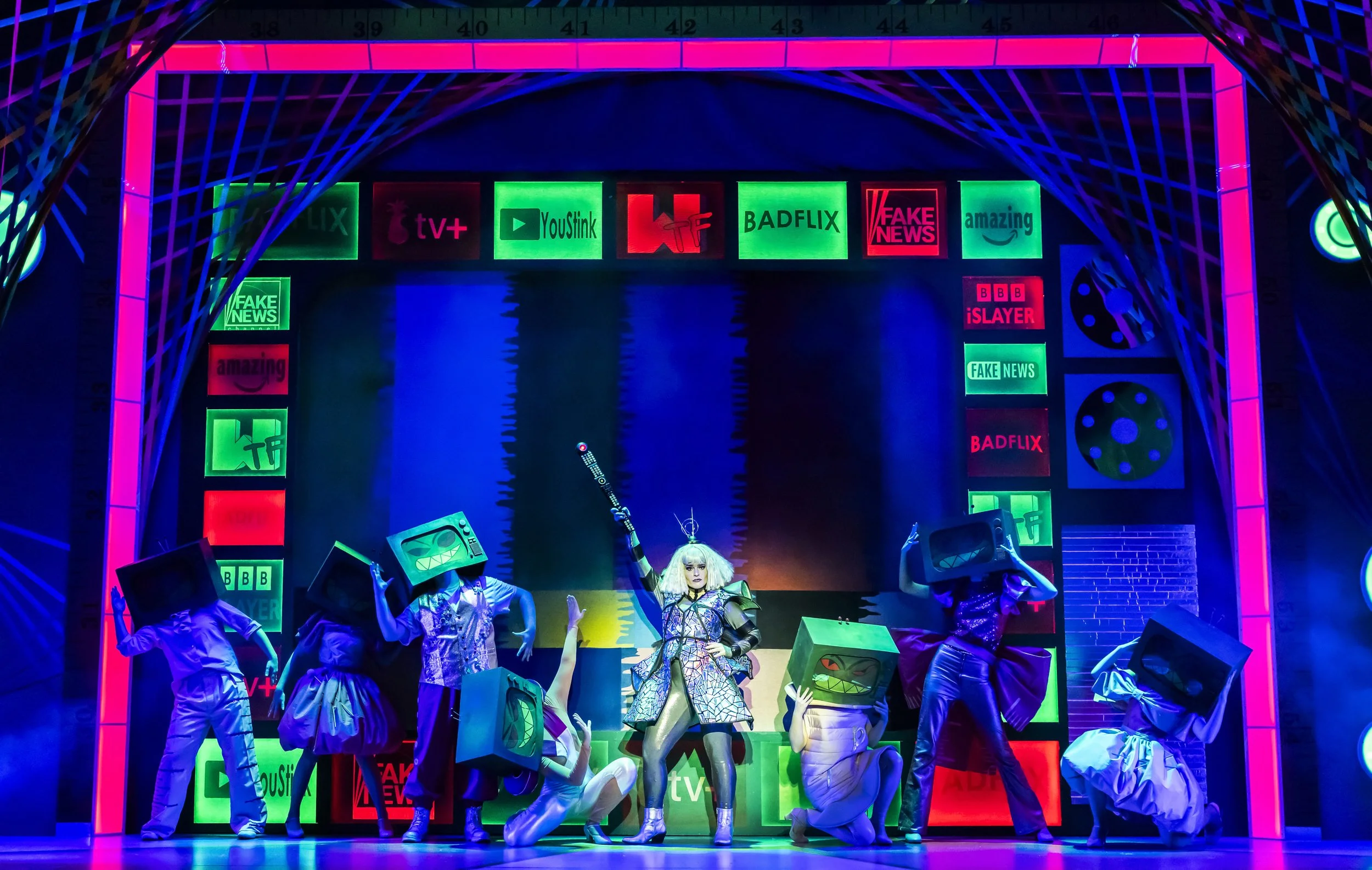 109_Sleeping Beauty Salisbury Playhouse_Pamela Raith Photography.jpg
