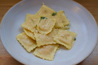 Ravioli - pumpkin, orange and feve tonka.jpg