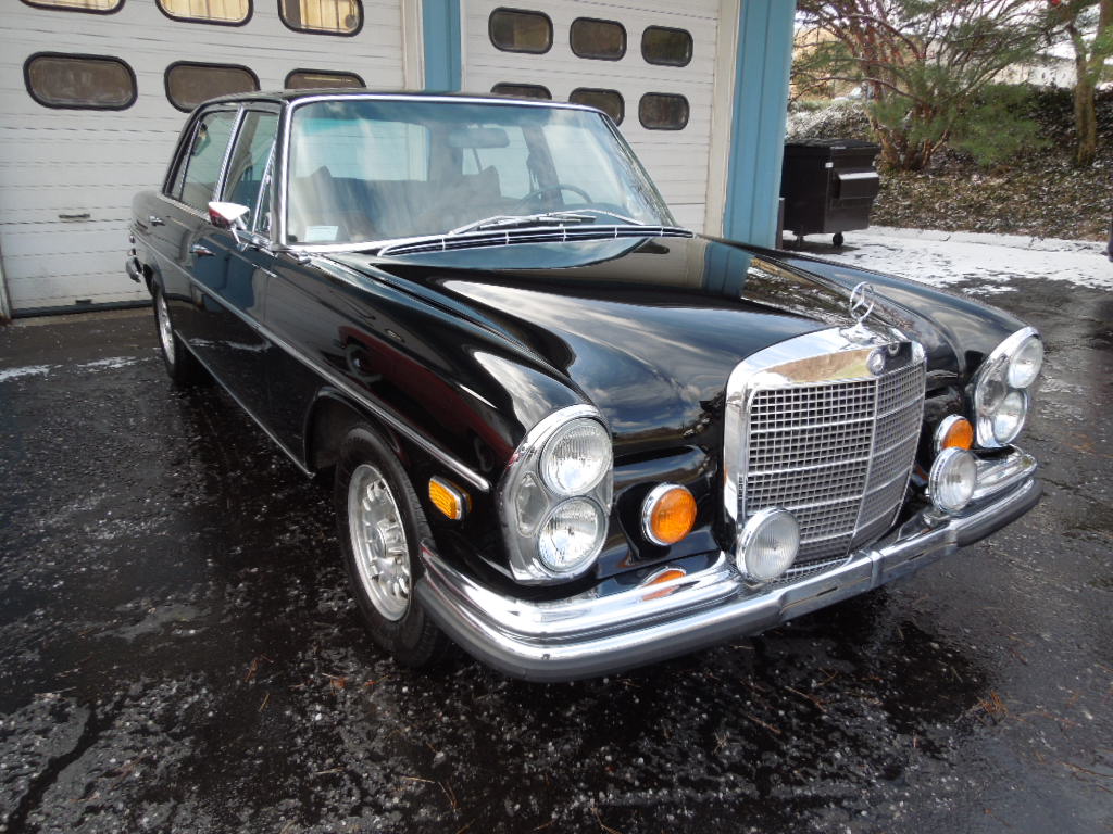 1970 300SEL 6.3 002.jpg
