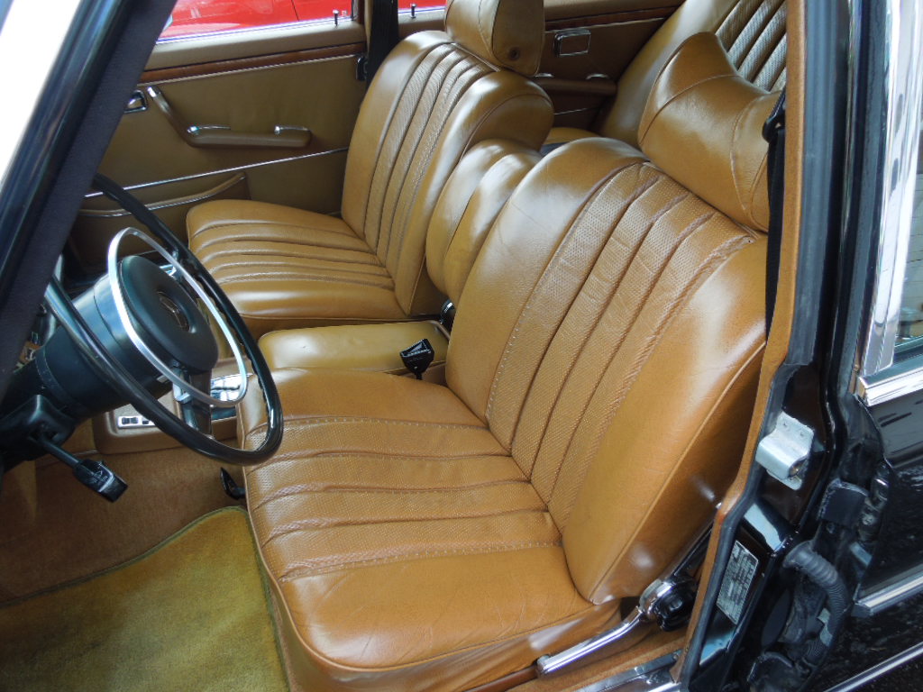 1970 300SEL 6.3 008.jpg