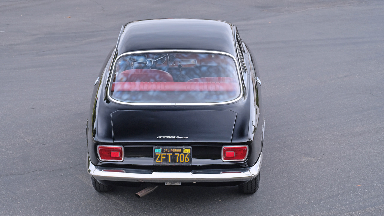 67AlfaGT1300Junior-A21.jpeg